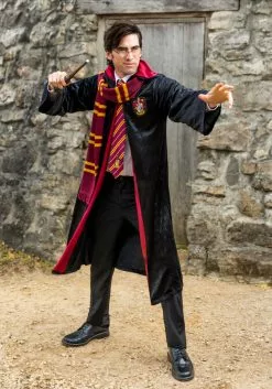 Jerry Leigh Harry Potter Adult Deluxe Gryffindor Robe Costume