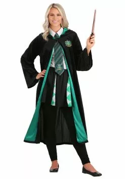 Jerry Leigh Deluxe Harry Potter Slytherin Adult Plus Size Robe Costume -Costumes Sales deluxe harry potter adult plus size slytherin robe alt5