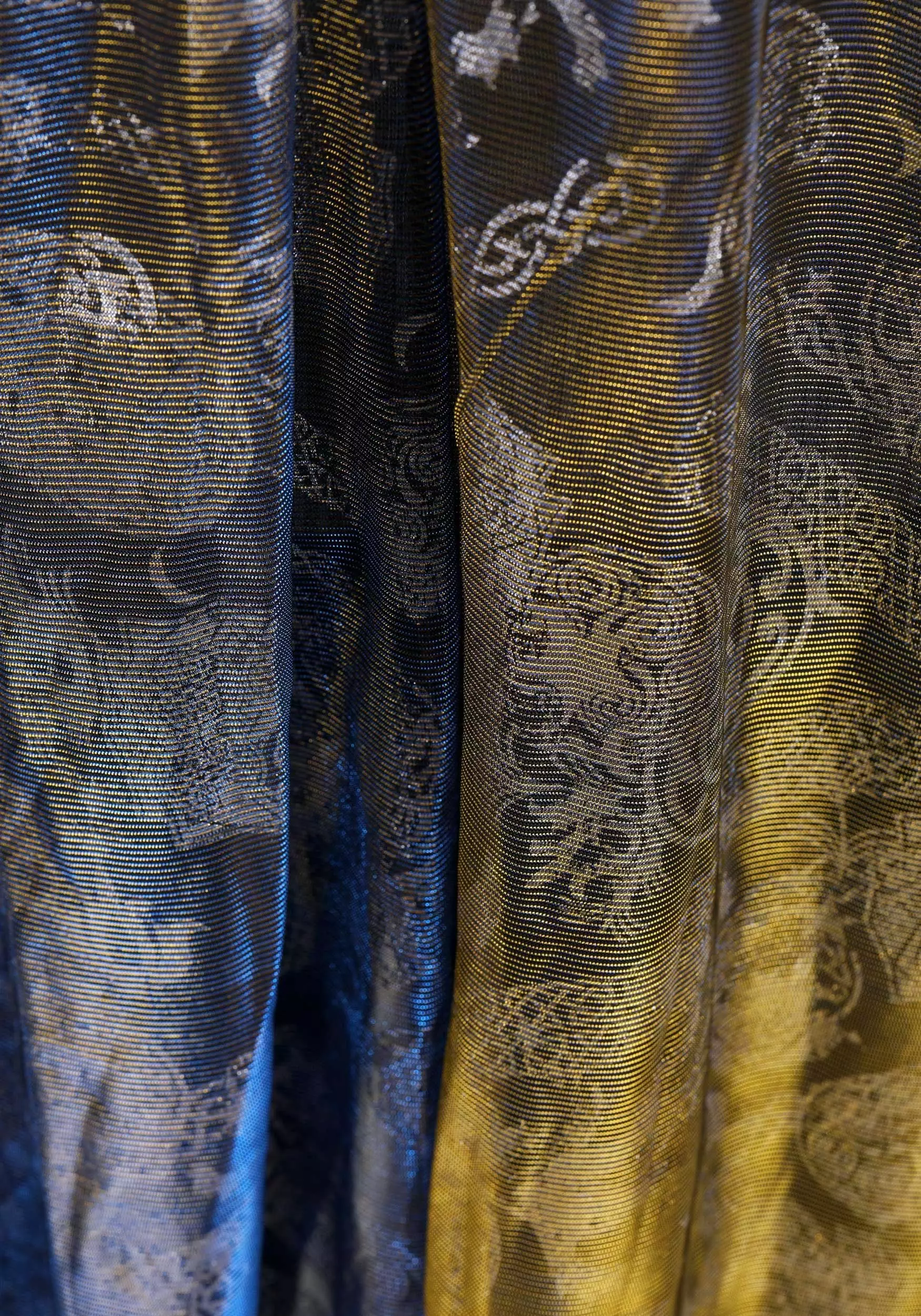 Elope Adult Harry Potter Invisibility Cloak 5 Elope Adult Harry Potter Invisibility Cloak - Image 3